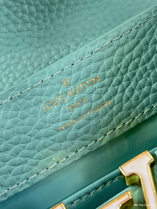 Aaa replica ru VUITTON MINI-22*12*8CM LOUIS CAPUCINES 0814